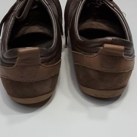 Vionic Womens Sz 6  Brown Suede Orthaheel Technololgy Grunge Low Top Sneakers - Picture 11 of 11